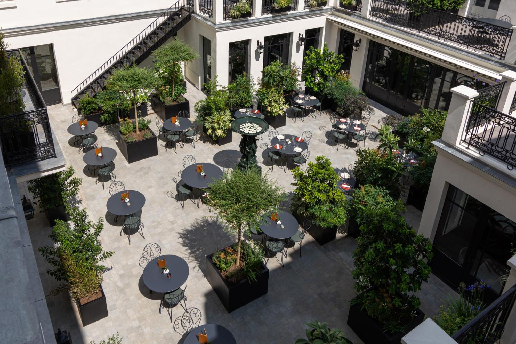 Hotel & Spa Napoleon Fontainebleau Exterior photo
