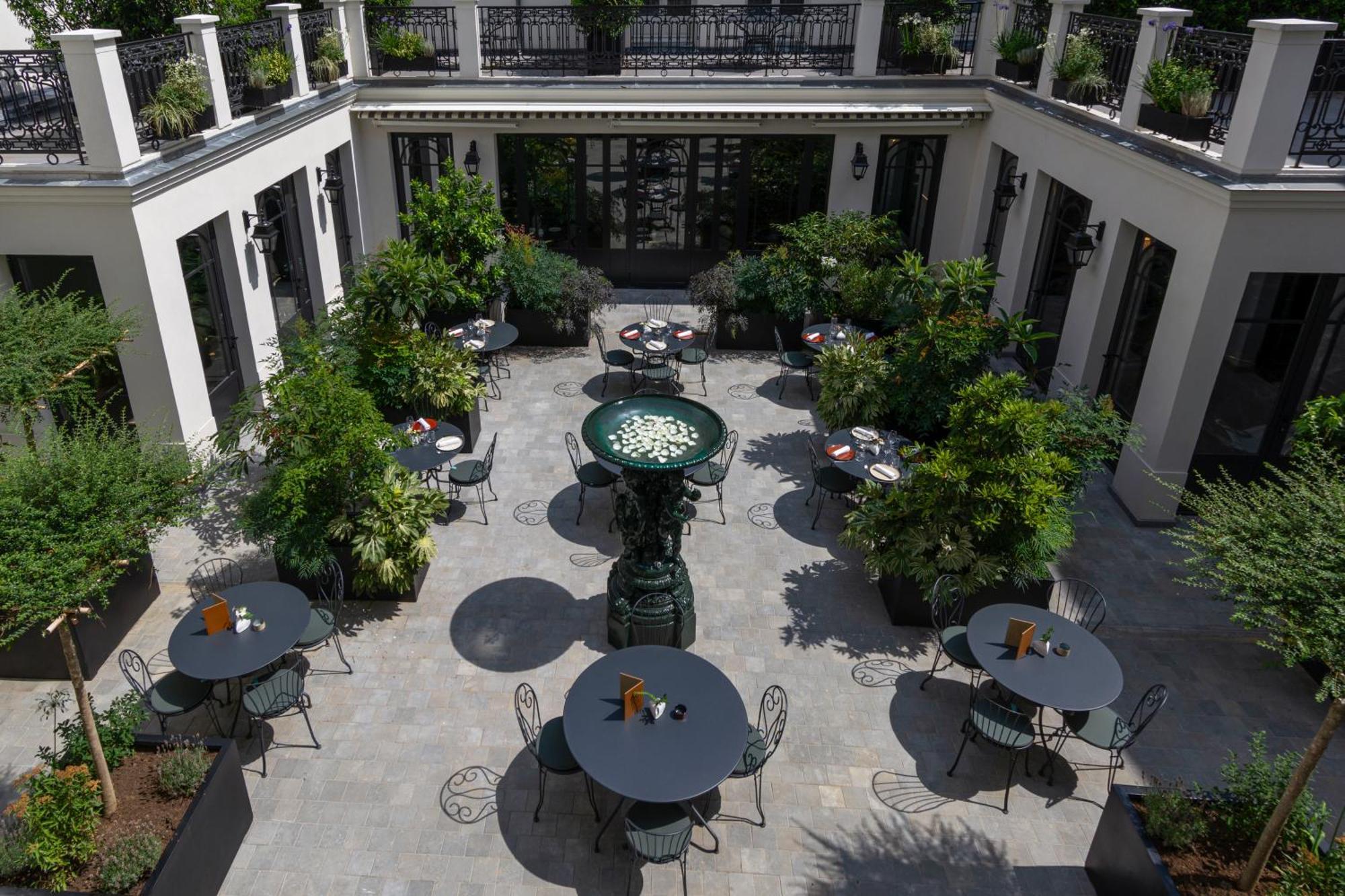 Hotel & Spa Napoleon Fontainebleau Exterior photo
